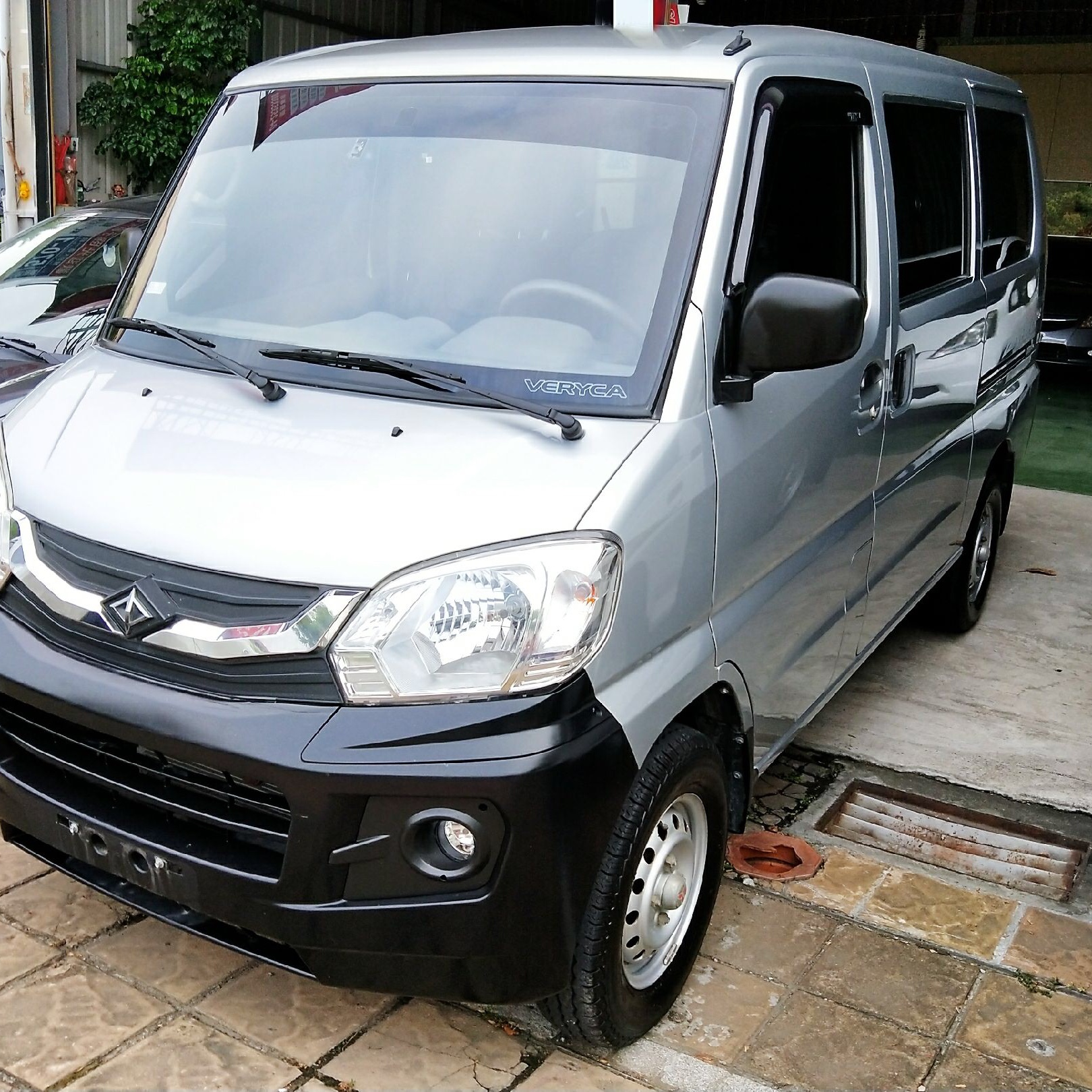 中華 菱利 五人座客貨車