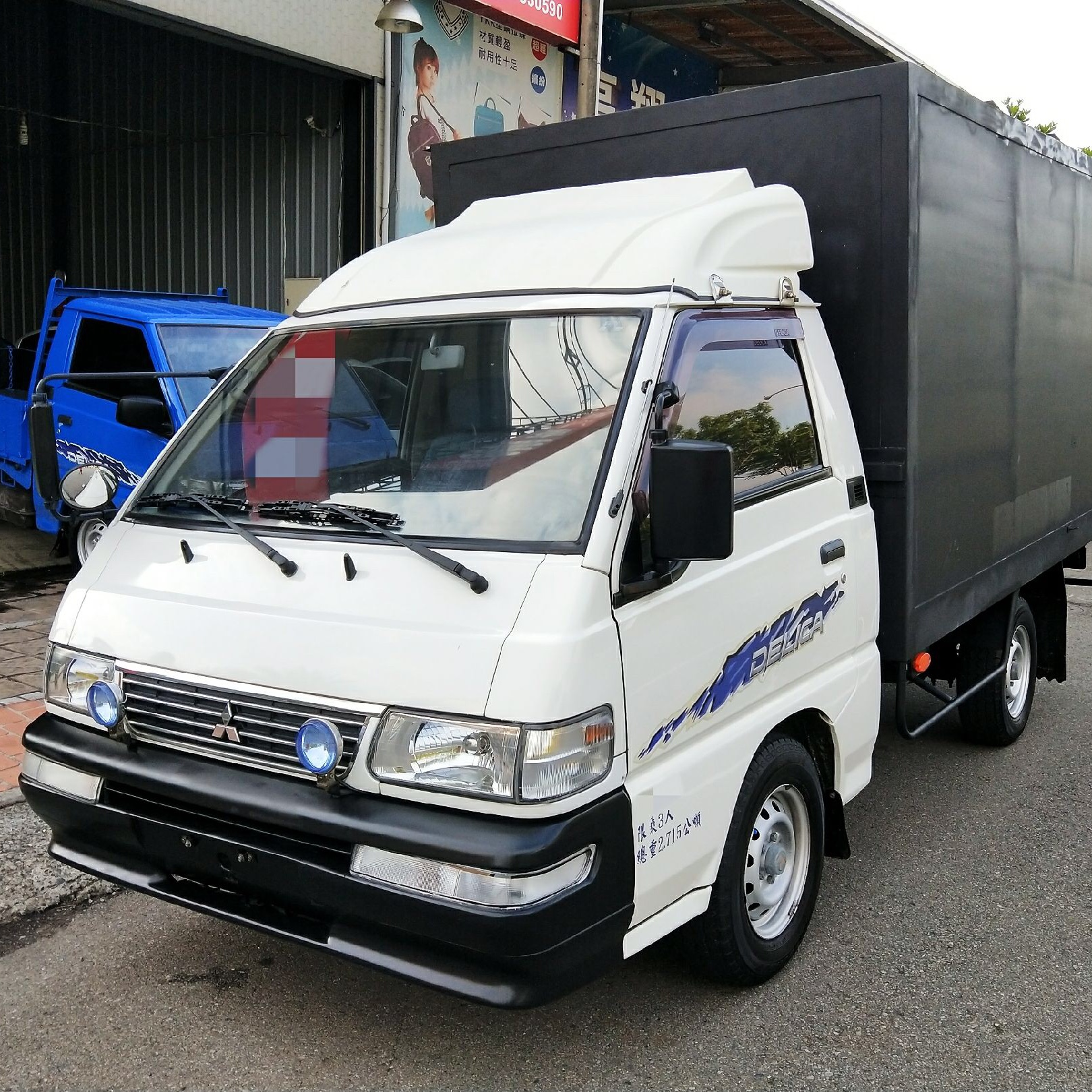 2012年 中華 得利卡 2400CC