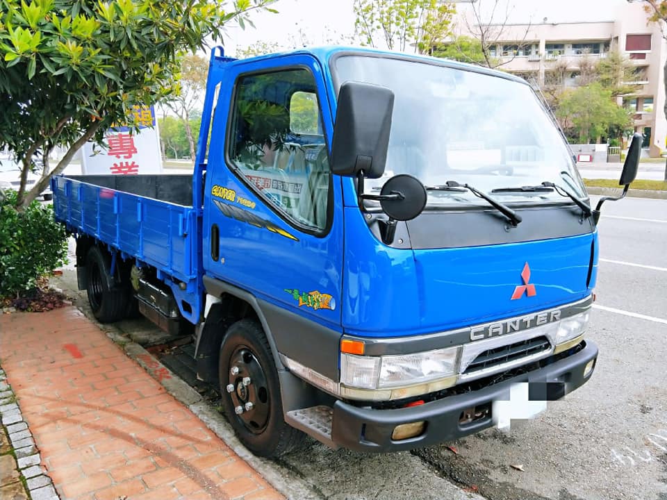 2004年 中華 堅達 2800CC 三噸半