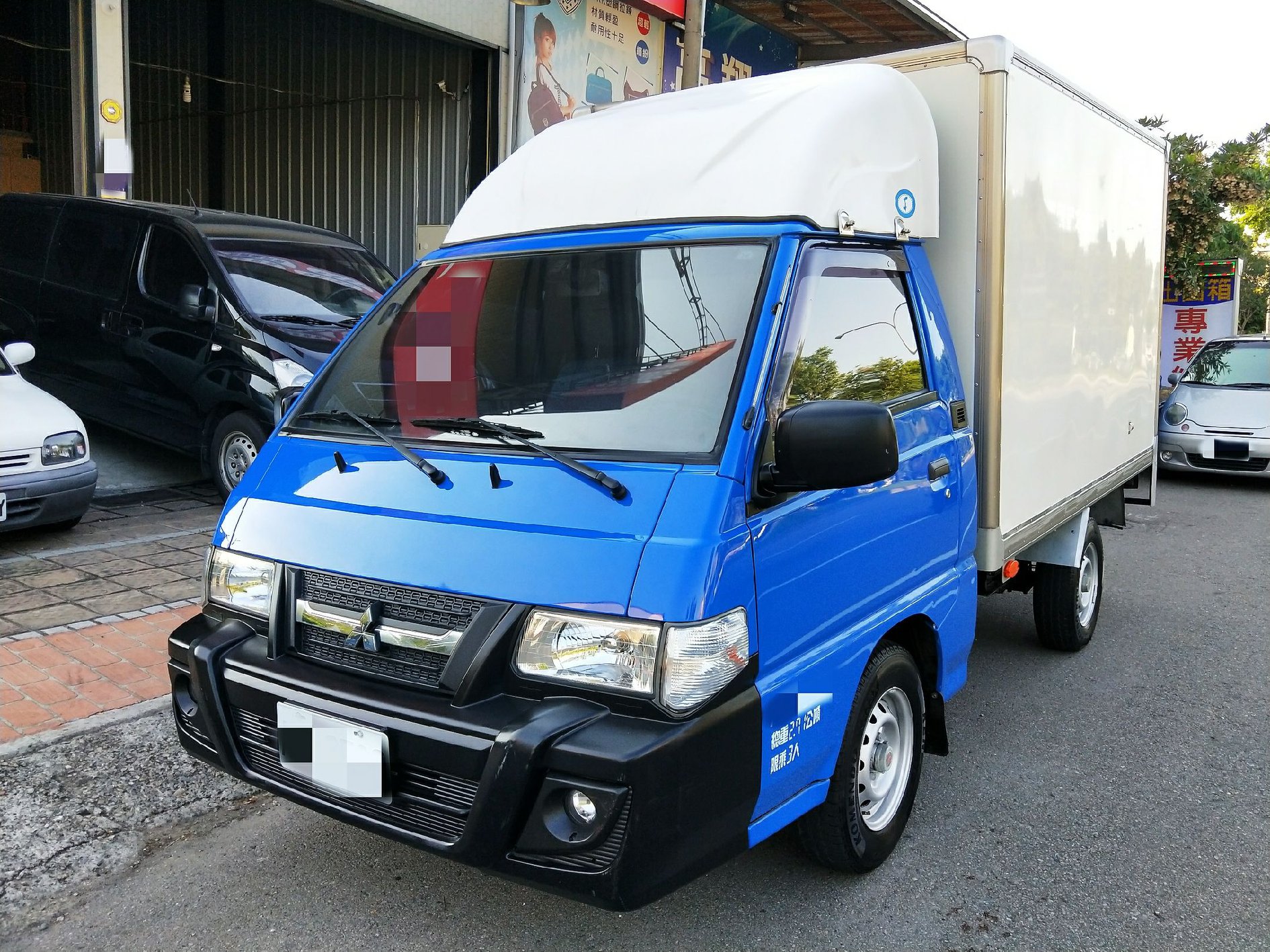 2015年 中華 得利卡 2400CC